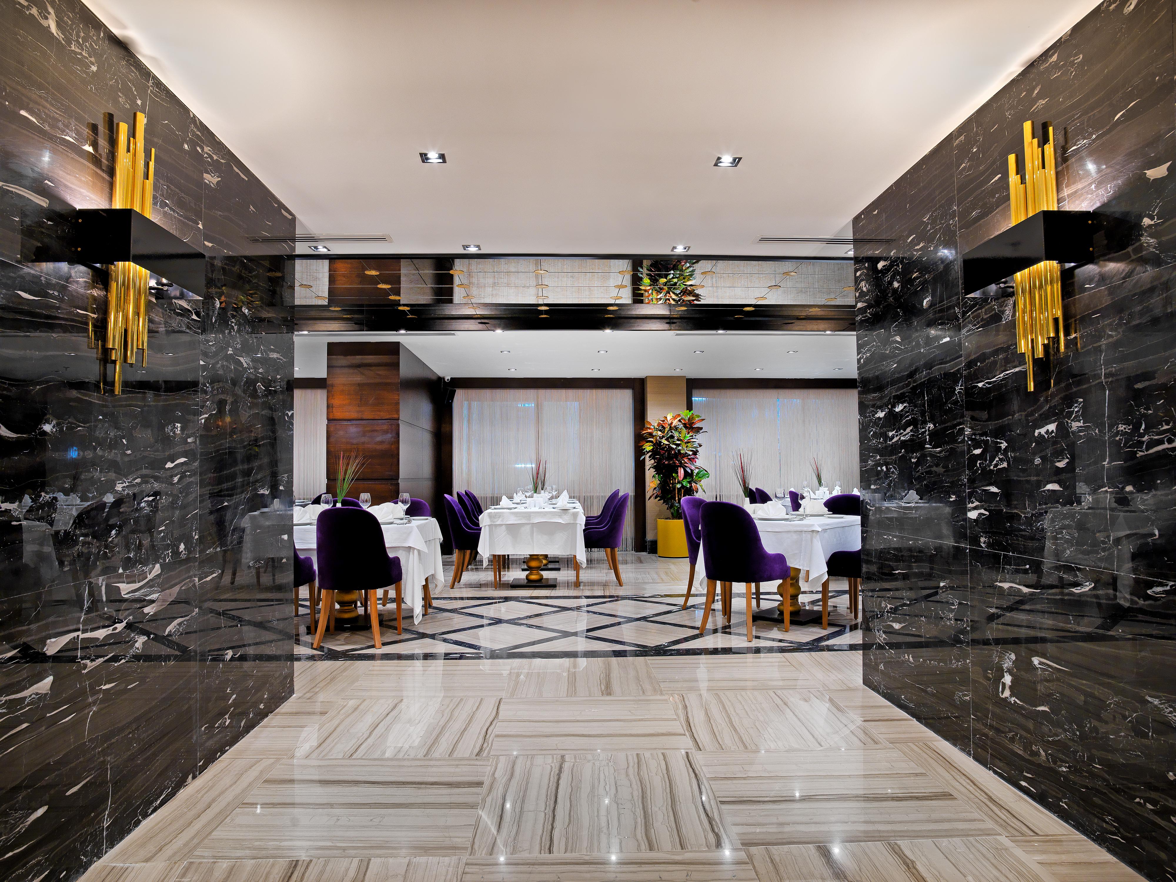 Mercure Istanbul Bomonti Exterior photo Restaurant